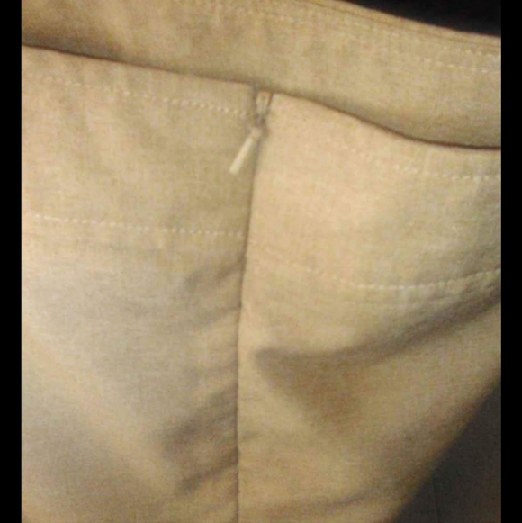 New York & Company Tan Mini Pencil Skirt with Gold Buckle - Picture 4 of 7